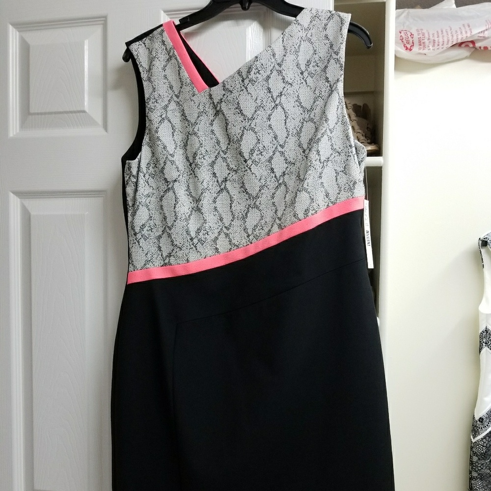 New black sheath dress